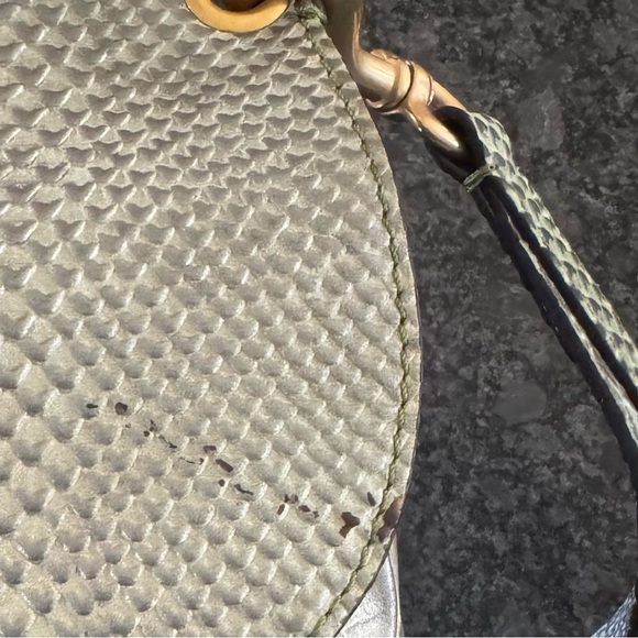 DOONEY & BOURKE NORTH/SOUTH REESE SHOULDER BAG IN METAL GREEN , RED INTERIOR - Picture 13 of 17